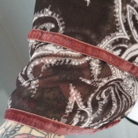 LOFT Belle Sleeve Black Paisley Blouse - Picture 5 of 8